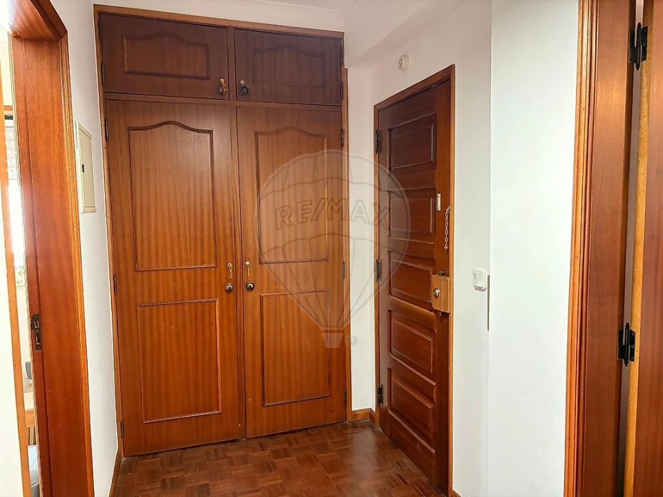 Apartamento T2 para Arrendamento em Buarcos Foto 3