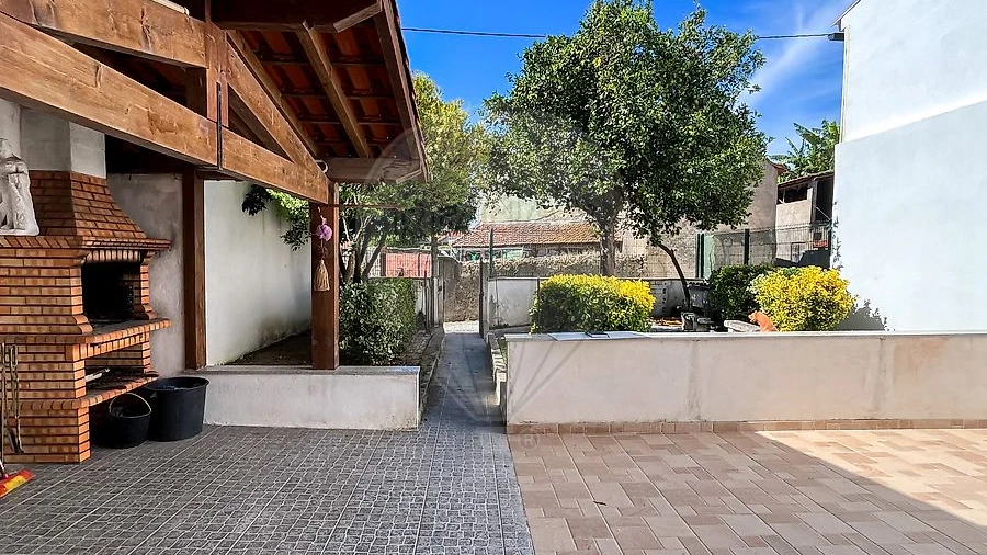 Moradia T3 para Venda em São Martinho de Árvore e Lamarosa