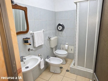 Armazém para Venda em Almargem do Bispo, Pêro Pinheiro e Montelavar