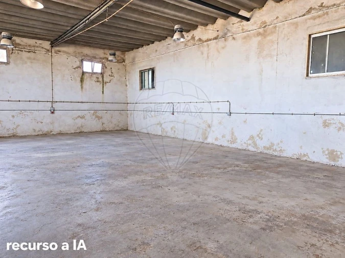 Armazém para Venda em Almargem do Bispo, Pêro Pinheiro e Montelavar Foto 7