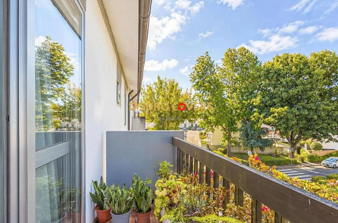 Apartamento T3 para Venda em Cidade da Maia Foto 14