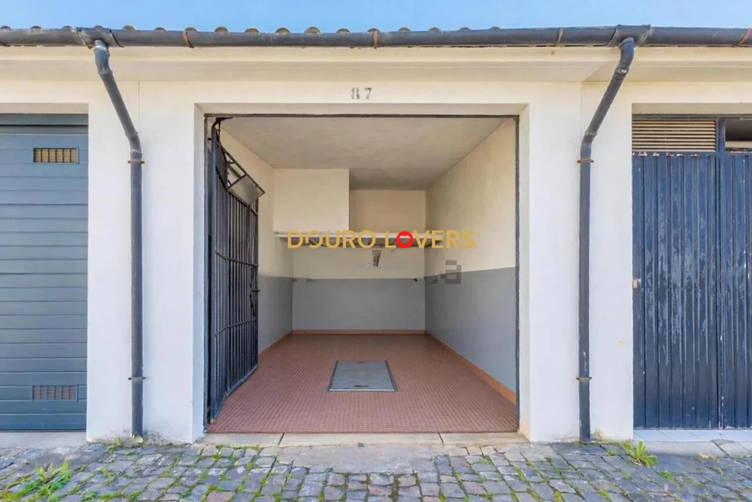 Apartamento T3 para Venda em Cidade da Maia Foto 28
