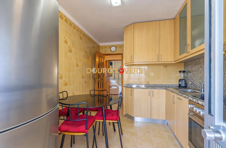Apartamento T3 para Venda em Cidade da Maia Foto 6