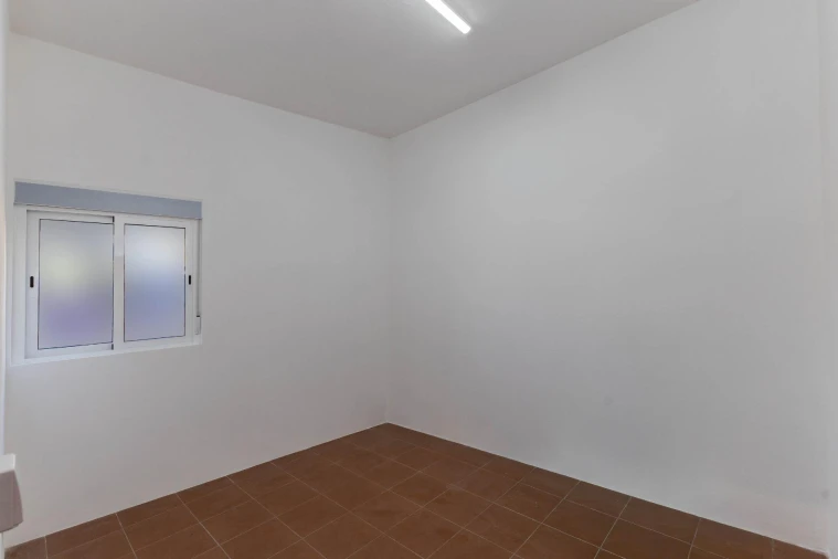 Armazém para Arrendamento em Cete Foto 6