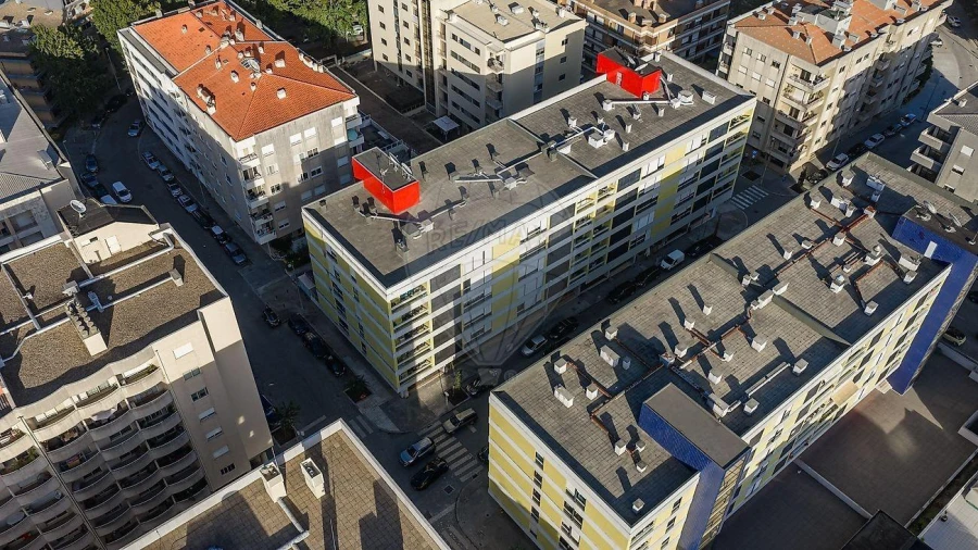 Apartamento T2 para Venda em Cidade da Maia Foto 18