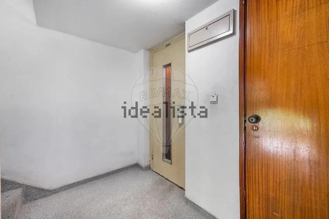 Apartamento T2 para Venda em Caldelas Foto 14