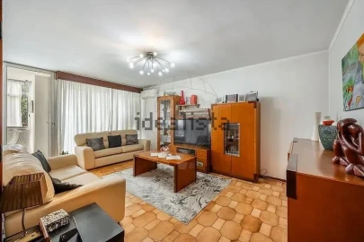 Apartamento T2 para Venda em Caldelas