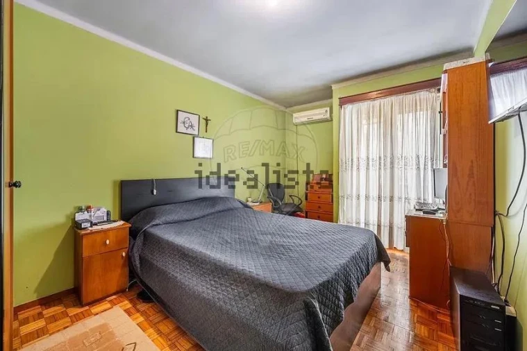 Apartamento T2 para Venda em Caldelas Foto 10
