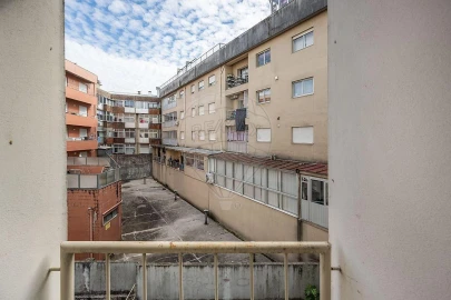 Apartamento T2 para Venda em Caldelas