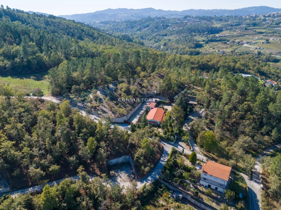Terreno para Venda em Vila Chã do Marão Foto 2