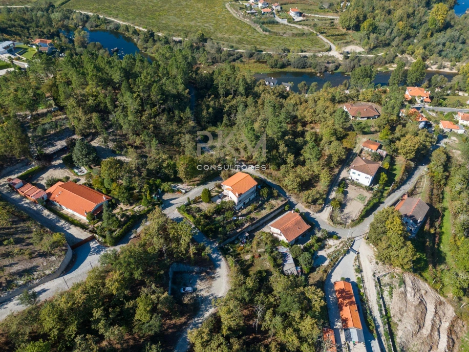 Terreno para Venda em Vila Chã do Marão Foto 4