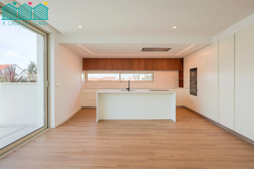 Apartamento T2 para Venda em Glória e Vera Cruz Foto 1