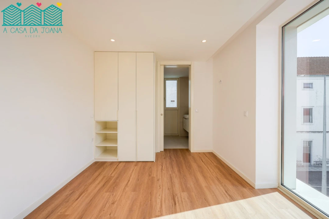 Apartamento T2 para Venda em Glória e Vera Cruz Foto 17