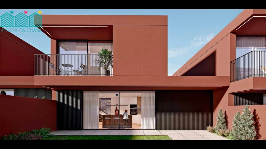 Moradia T3 para Venda em Santa Joana