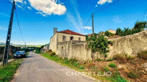 Moradia T4 para Venda em Areias e Pias