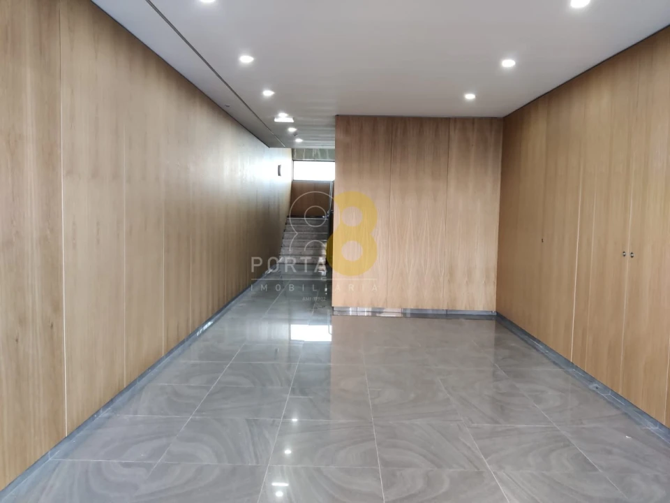 Apartamento T3 para Venda em Cedofeita, Santo Ildefonso, Sé, Miragaia, São Nicolau e Vitória Foto 24