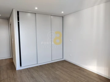 Apartamento T3 para Venda em Cedofeita, Santo Ildefonso, Sé, Miragaia, São Nicolau e Vitória