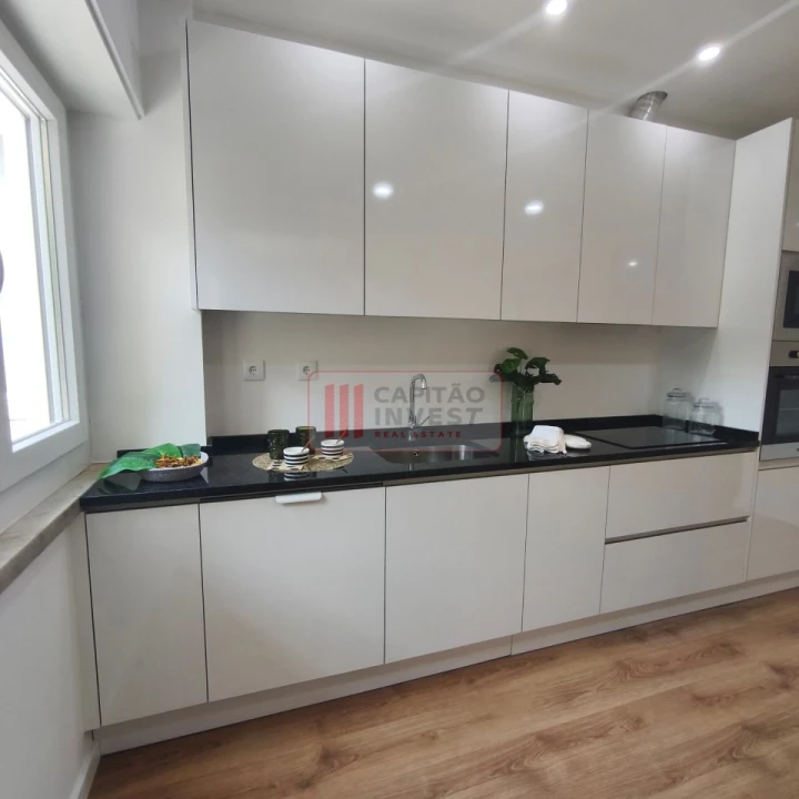 Apartamento T3 para Venda em Benfica Foto 10