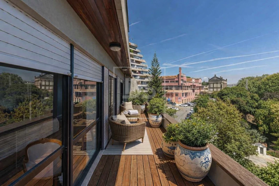 Apartamento T5 para Venda em Bonfim Foto 7
