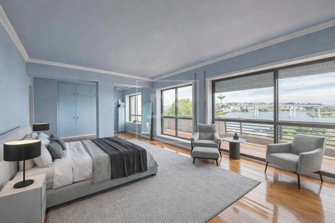 Apartamento T5 para Venda em Bonfim Foto 5