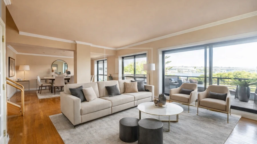 Apartamento T5 para Venda em Bonfim