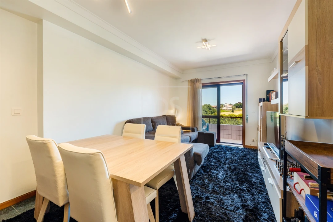 Apartamento T1 para Venda em Rio Tinto Foto 4