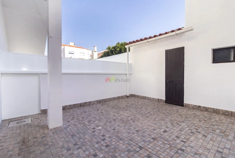 Moradia T3 para Venda em Quinta do Conde Foto 32