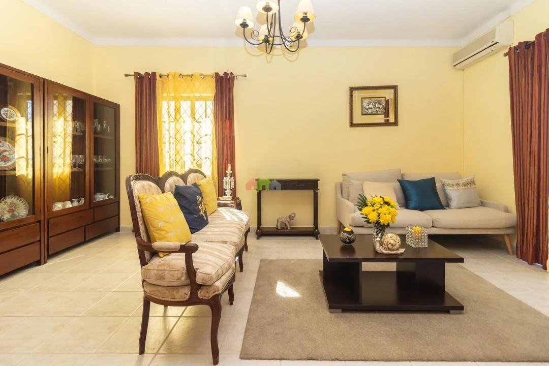Moradia T3 para Venda em Quinta do Conde Foto 4