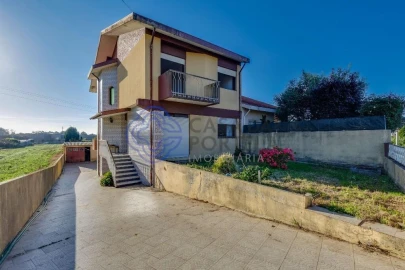Moradia T4 para Venda em Perafita, Lavra e Santa Cruz do Bispo