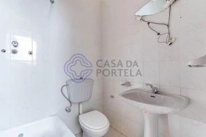 Moradia T4 para Venda em Perafita, Lavra e Santa Cruz do Bispo
