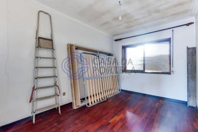 Moradia T4 para Venda em Perafita, Lavra e Santa Cruz do Bispo