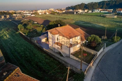 Moradia T4 para Venda em Perafita, Lavra e Santa Cruz do Bispo