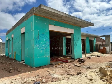 Moradia T3 para Venda em Salir de Matos