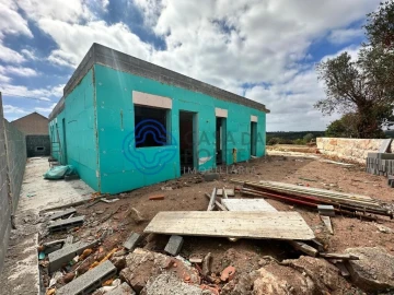 Moradia T3 para Venda em Salir de Matos
