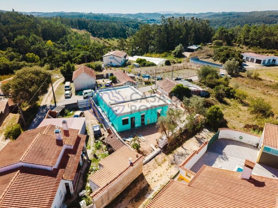 Moradia T3 para Venda em Salir de Matos Foto 38