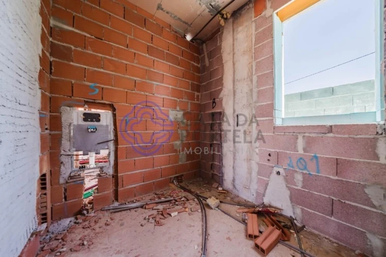 Moradia T3 para Venda em Salir de Matos Foto 31