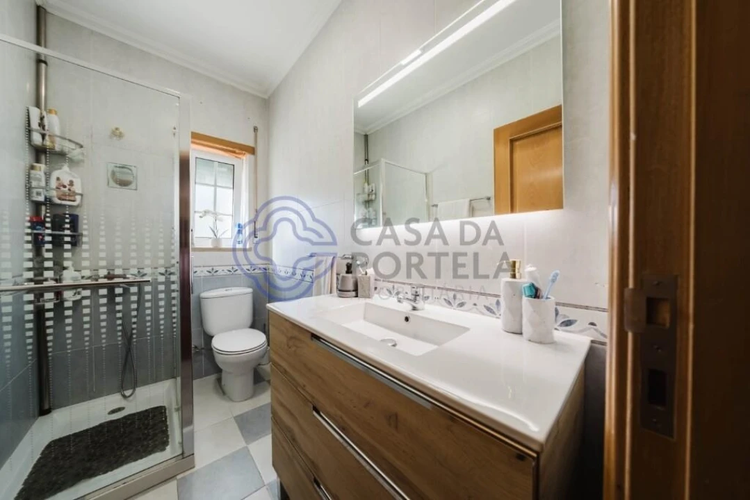Moradia T3 para Venda em Roliça Foto 17
