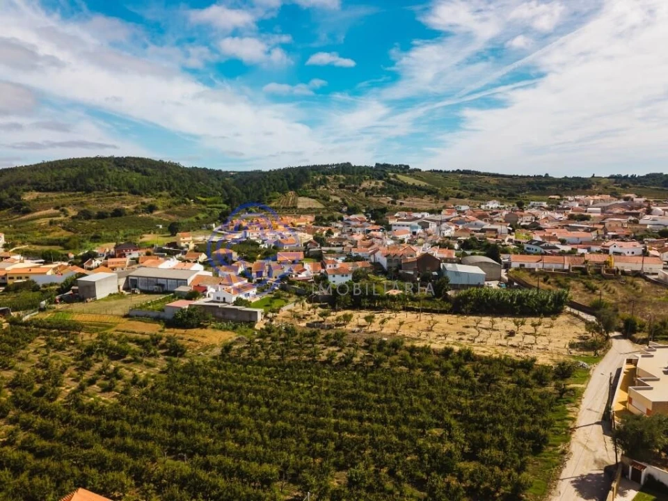 Moradia T3 para Venda em Roliça Foto 8