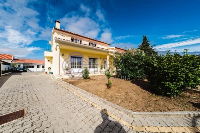 Moradia T3 para Venda em Roliça Foto 70