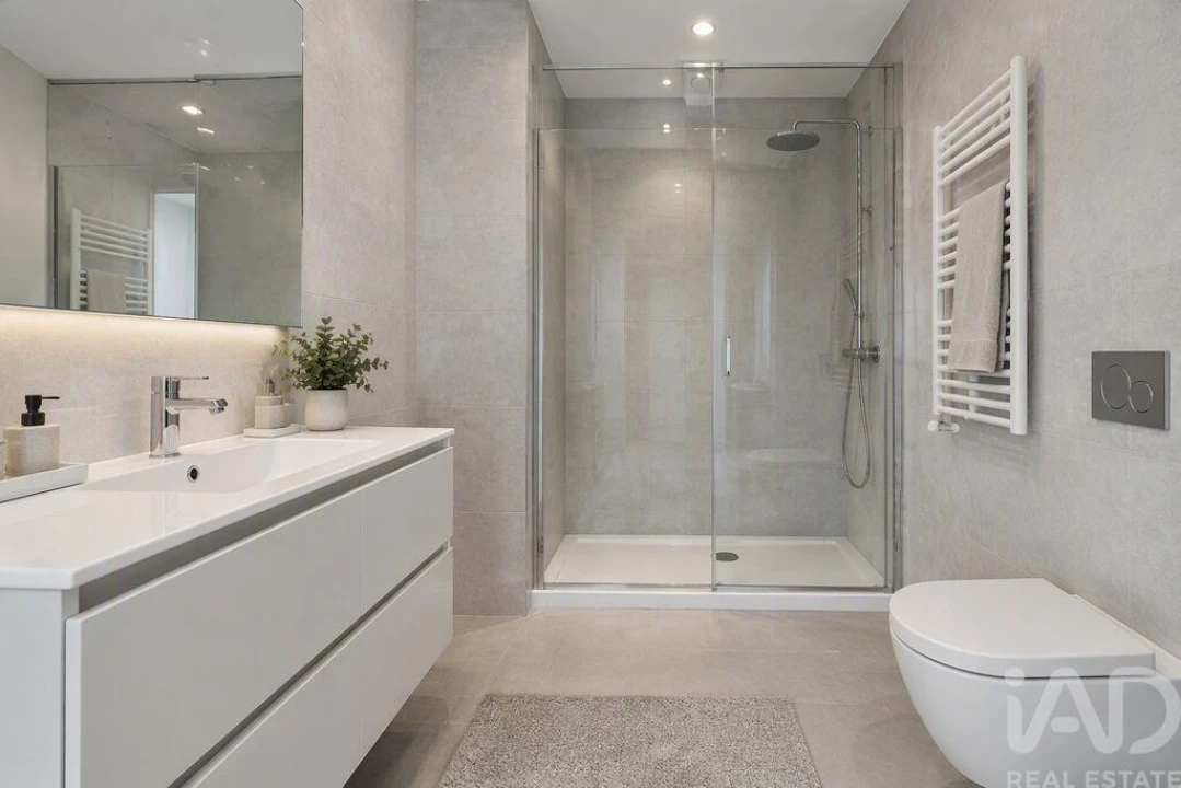 Apartamento T3 para Venda em Tavarede Foto 3