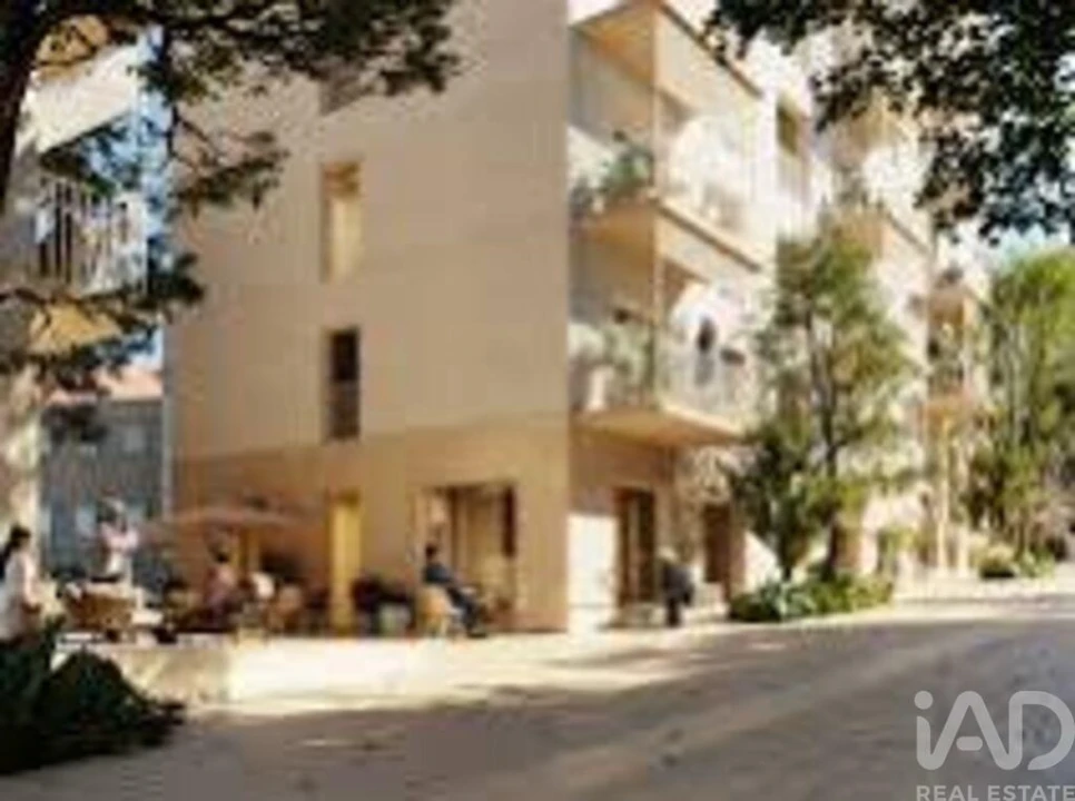 Apartamento T1 para Venda em Paranhos Foto 3