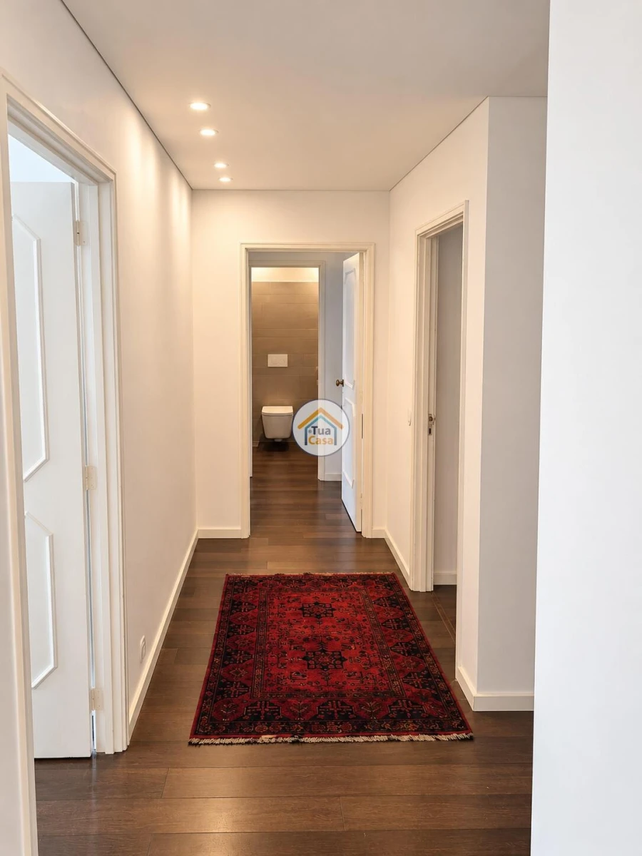 Apartamento T4 para Venda em Matosinhos e Leça da Palmeira Foto 3