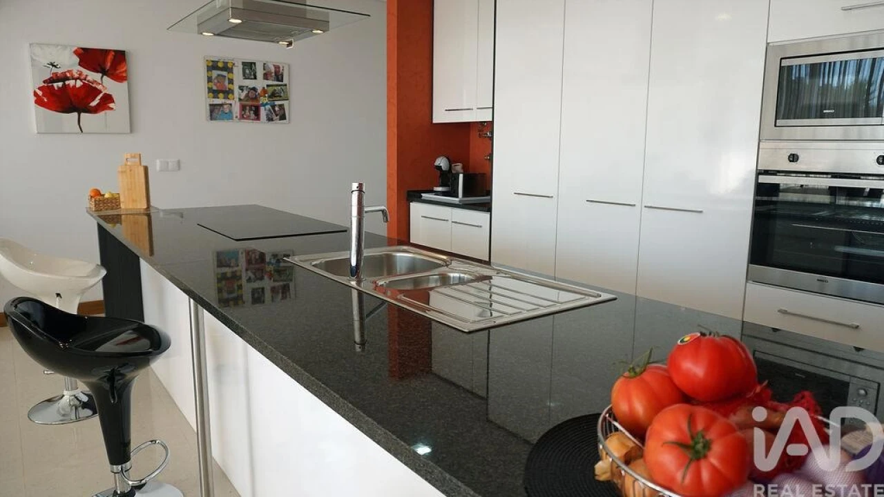 Apartamento T2 para Venda em São Martinho do Porto Foto 8