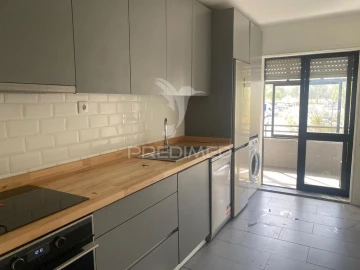 Apartamento T2 para Venda em Custóias, Leça do Balio e Guifões