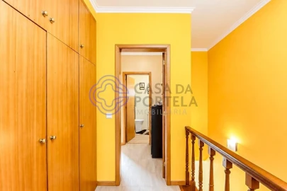 Moradia T3 para Venda em Oliveira do Douro