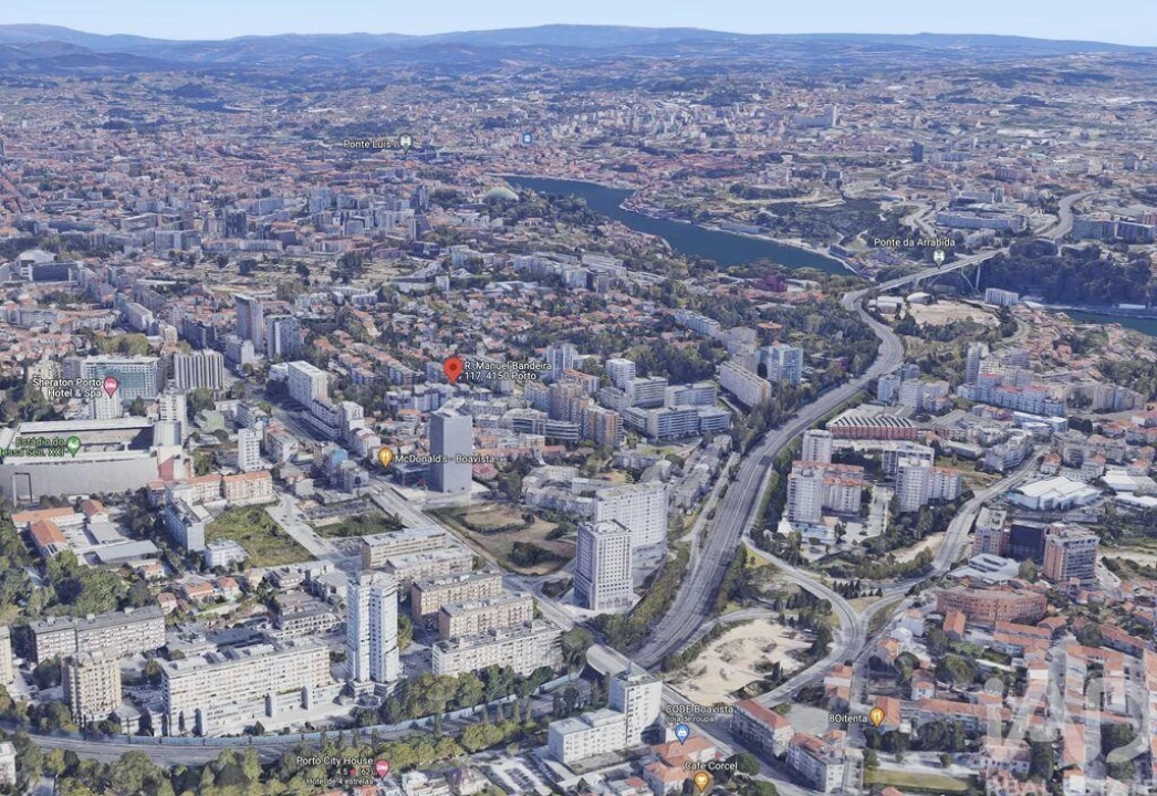 Apartamento T3 para Arrendamento em Lordelo do Ouro e Massarelos Foto 22