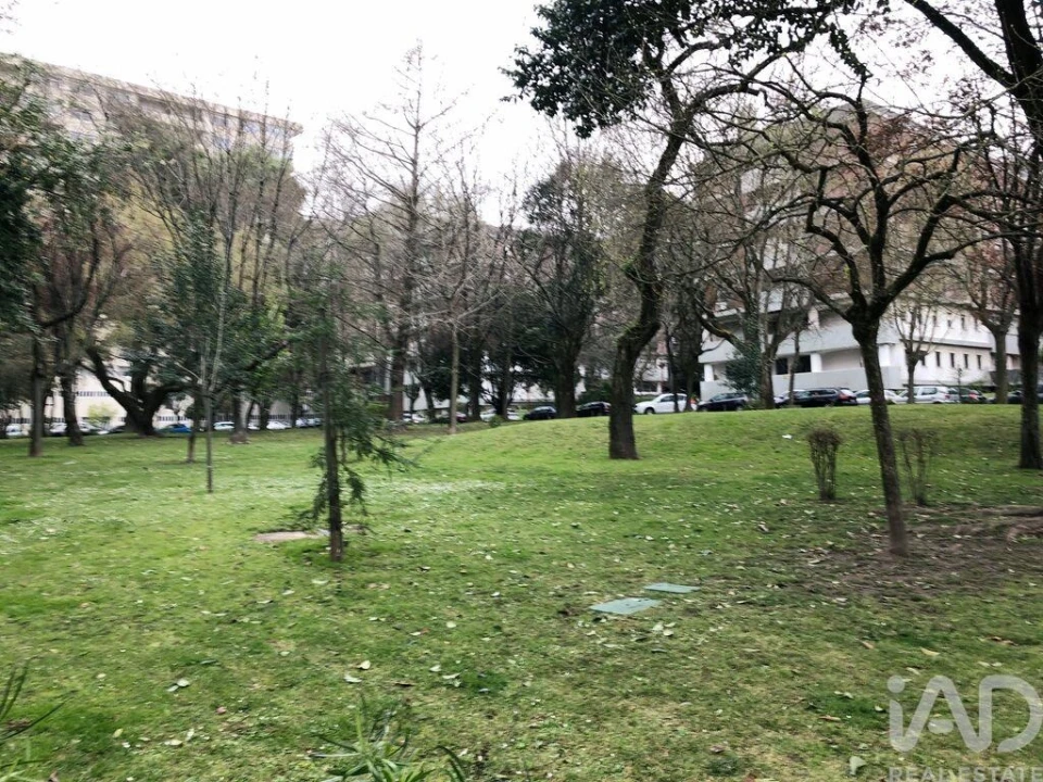 Apartamento T3 para Arrendamento em Lordelo do Ouro e Massarelos Foto 18