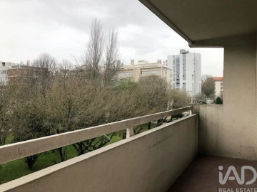 Apartamento T3 para Arrendamento em Lordelo do Ouro e Massarelos