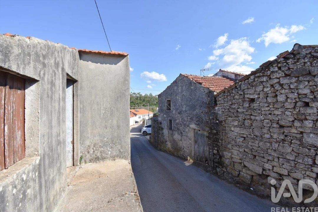 Moradia T3 para Venda em São Miguel, Santa Eufémia e Rabaçal Foto 20