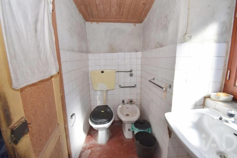 Moradia T3 para Venda em São Miguel, Santa Eufémia e Rabaçal Foto 14